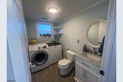 18 Hover Dr, Mount Arlington, NJ 07856 - Photo 11