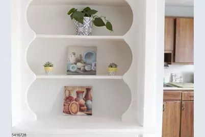 585 Mountainview Dr, North Plainfield, NJ 07063 - Photo 11