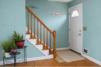 585 Mountainview Dr, North Plainfield, NJ 07063 - Photo 5