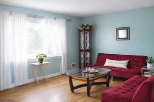 585 Mountainview Dr, North Plainfield, NJ 07063 - Photo 7