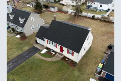 585 Mountainview Dr, North Plainfield, NJ 07063 - Photo 3