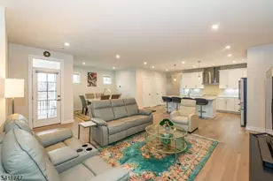 24 Willow Ln, Parsippany, NJ 07054 - Photo 13