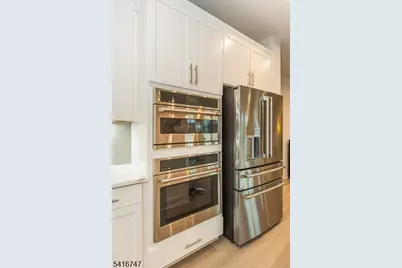 24 Willow Ln #24, Parsippany, NJ 07054 - Photo 9