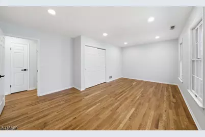 41 Musiker Ave, Randolph Township, NJ 07869 - Photo 31