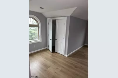 69 Summit Rd, Elizabeth, NJ 07208 - Photo 11