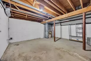 8 Village Park Ct, Scotch Plains Township, NJ 07076 - Photo 23