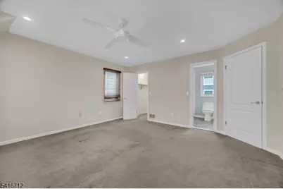 8 Village Park Ct #8, Scotch Plains Township, NJ 07076 - Photo 17