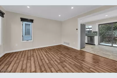 8 Village Park Ct #8, Scotch Plains Township, NJ 07076 - Photo 5