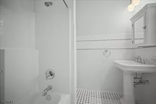 322 Aurora St, Lopatcong Township, NJ 08865 - Photo 35