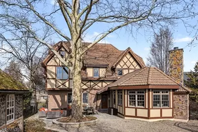 322 Aurora St, Lopatcong Township, NJ 08865 - Photo 1