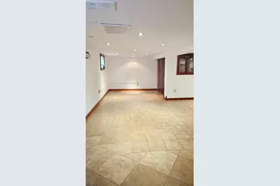 2126 Dill Ave, Linden, NJ 07036 - Photo 21