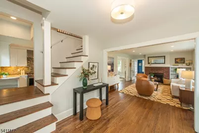 30 Wellesley Rd, Montclair, NJ 07043 - Photo 5