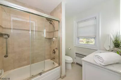 14 Northview Ave, Montclair, NJ 07043 - Photo 27