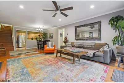 26 Mews Ln, South Orange, NJ 07079 - Photo 5