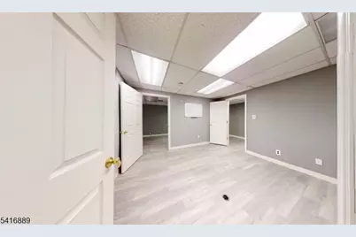 936 Stuyvesant Ave, Union Township, NJ 07083 - Photo 13