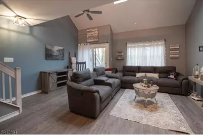 51E Beacon Hill Rd #E, West Milford, NJ 07480 - Photo 7