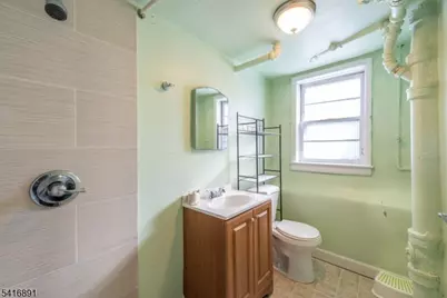 18 Devon Dr, West Orange Township, NJ 07052 - Photo 17