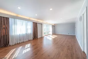 18 Devon Dr, West Orange Township, NJ 07052 - Photo 5