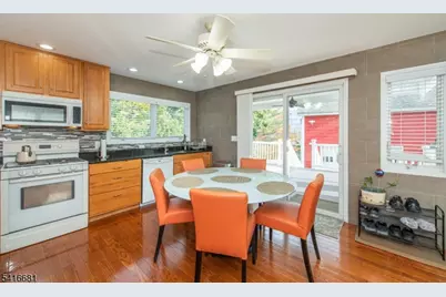 75 Grove St, Clifton, NJ 07013 - Photo 17