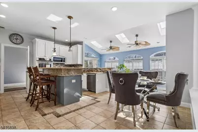 16 Valley Wood Dr, Franklin Township, NJ 08873 - Photo 7