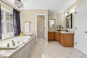 16 Valley Wood Dr, Franklin Township, NJ 08873 - Photo 37