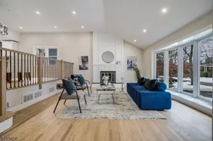 27 Hunterdon Blvd, Berkeley Heights Township, NJ 07974 - Photo 7