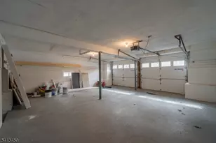 27 Hunterdon Blvd, Berkeley Heights Township, NJ 07974 - Photo 35