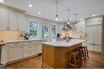 25 Dogwood Dr, Summit, NJ 07901 - Photo 13