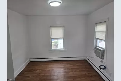 12B No 6th Ave #B, Manville, NJ 08835 - Photo 7