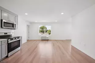 369 18th Ave, Newark, NJ 07108 - Photo 3