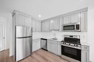 369 18th Ave, Newark, NJ 07108 - Photo 5