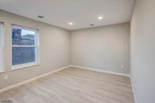 581 Bergen St, Newark, NJ 07108 - Photo 15