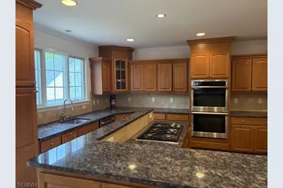 521 Pleasant Valley Way, West Orange Township, NJ 07052 - Photo 5