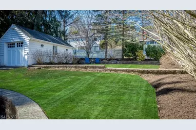 6 Edgehill Ave, Chatham, NJ 07928 - Photo 17