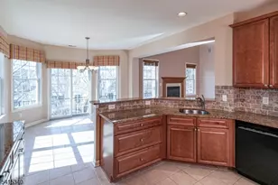 10 Independence Ct, Franklin Township, NJ 08873 - Photo 13