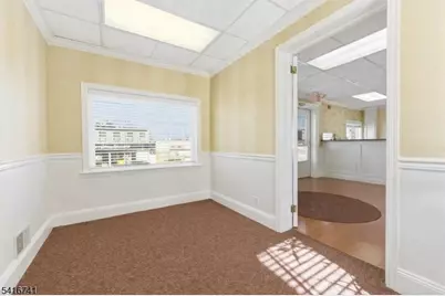 1307 Stuyvesant Ave, Union Township, NJ 07083 - Photo 5