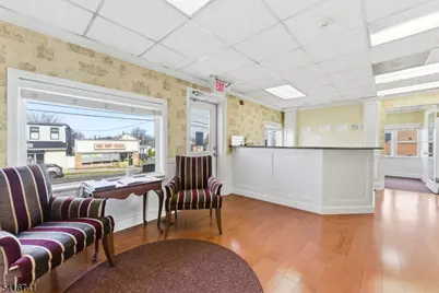 1307 Stuyvesant Ave, Union Township, NJ 07083 - Photo 3