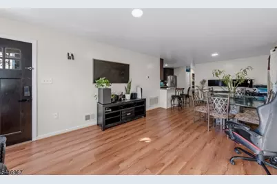 519 Maple Ave, Elizabeth, NJ 07202 - Photo 3