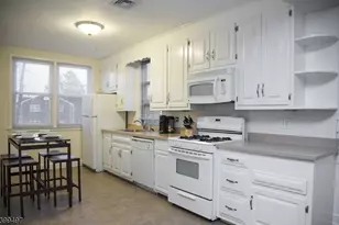 203 Lawrence St, Westfield, NJ 07090 - Photo 5