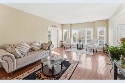 3 Cole Ct, Raritan Township, NJ 08822 - Photo 7