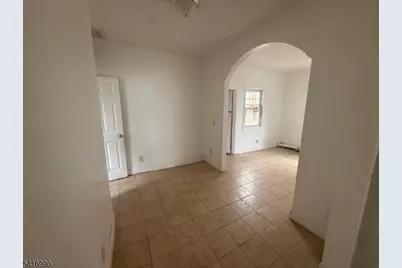 681 W 3rd St, Plainfield, NJ 07060 - Photo 5