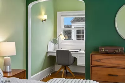 391 Up Mountain Avenue, Montclair, NJ 07043 - Photo 33