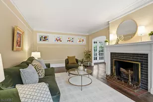 391 Up Mountain Ave, Montclair, NJ 07043 - Photo 5