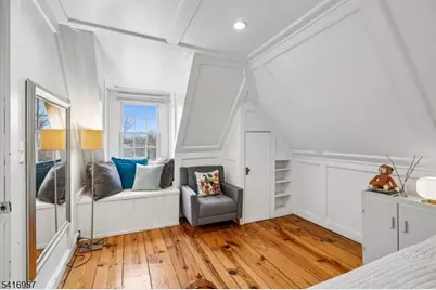 391 Up Mountain Avenue, Montclair, NJ 07043 - Photo 39