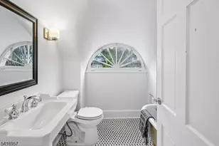 391 Up Mountain Ave, Montclair, NJ 07043 - Photo 41