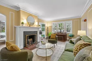 391 Up Mountain Ave, Montclair, NJ 07043 - Photo 3