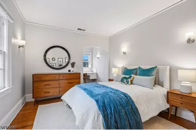 391 Up Mountain Avenue, Montclair, NJ 07043 - Photo 35