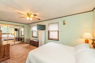 126 Jefferson St, Wanaque, NJ 07420 - Photo 15