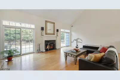 140 Parlin Ln, Watchung, NJ 07069 - Photo 7