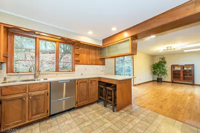 6 Van Duyne Rd, Mountain Lakes, NJ 07046 - Photo 19